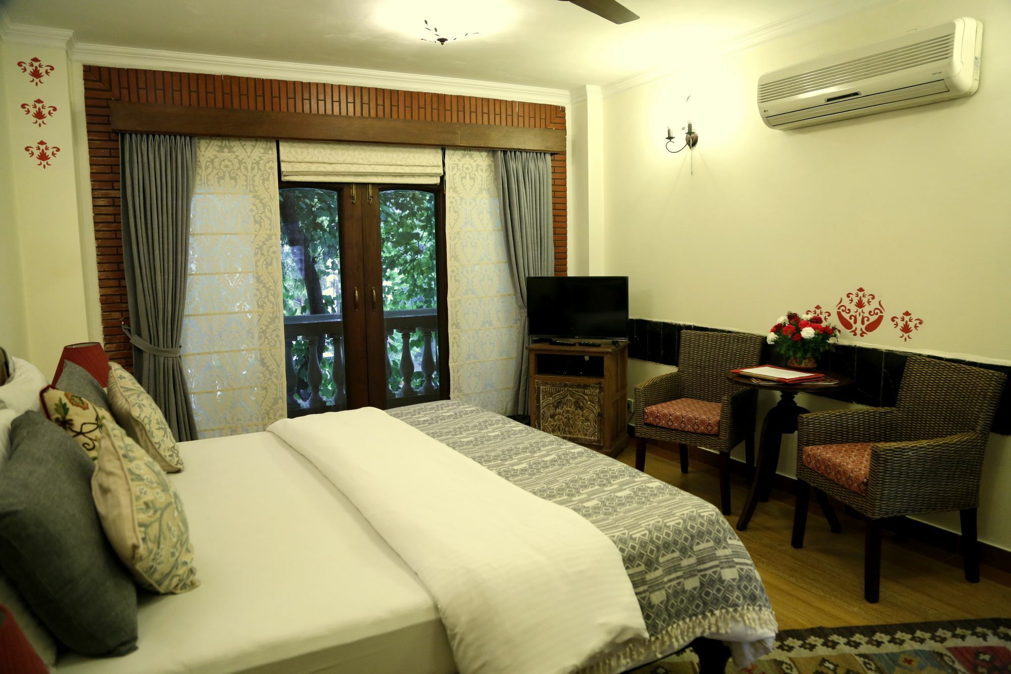 The Estate Villa New Delhi Exteriör bild